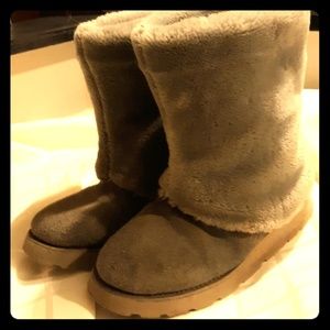 Ugg gray boots